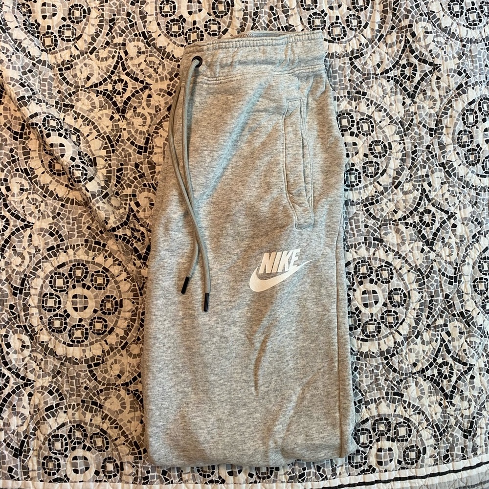 Nike Size Small Women’s Joggers